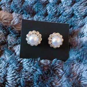 NEW Diamond Flower Silver Pearls Earrings